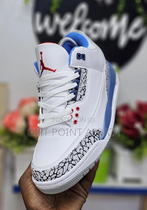 Unisex Air Jordan 3 Sneakers - thumbnail 3