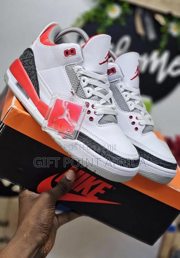 Air Jordan 3 Sneakers