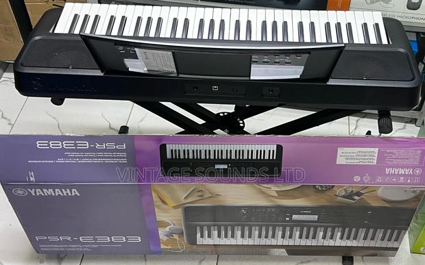 Yamaha PSR-E383 Portable Keyboard 61-Keys. - thumbnail 3