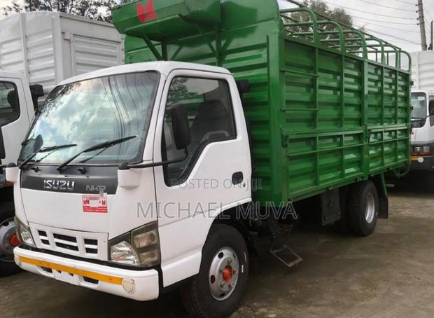 Isuzu N-Truck - main view