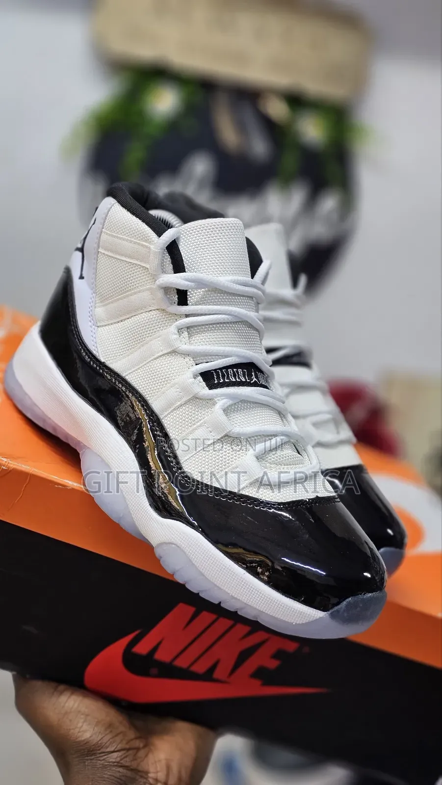 Air Jordan 11 Sneakers for Men High Cut