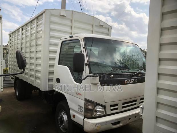 Isuzu NPR 43 - thumbnail 4