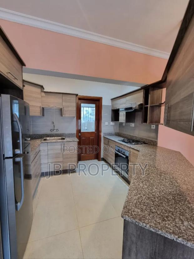 2bdrm Apartment in Executive 2Bdrm With for sale - thumbnail 6