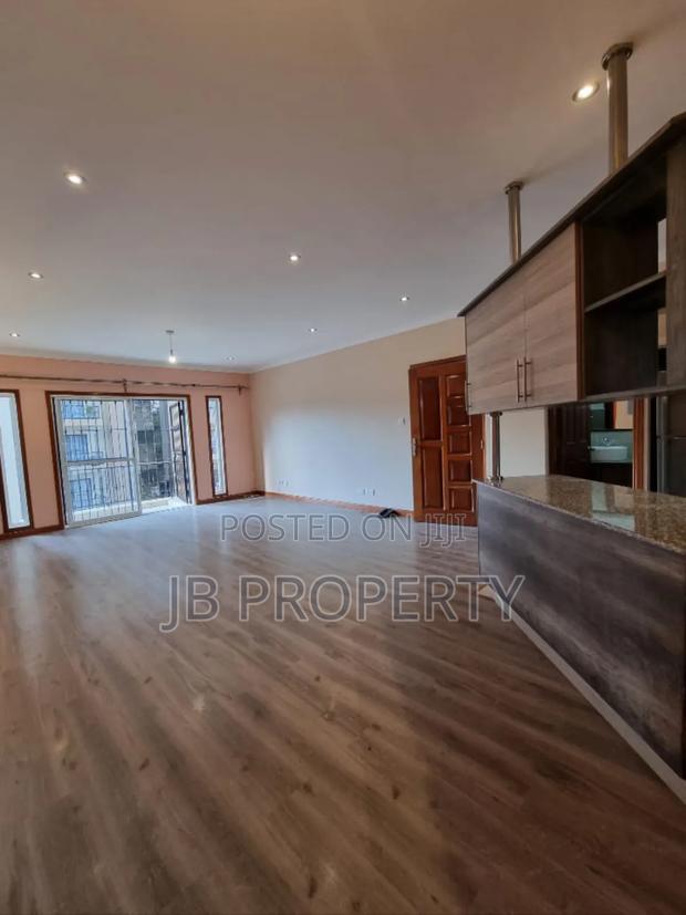 2bdrm Apartment in Executive 2Bdrm With for sale - thumbnail 8