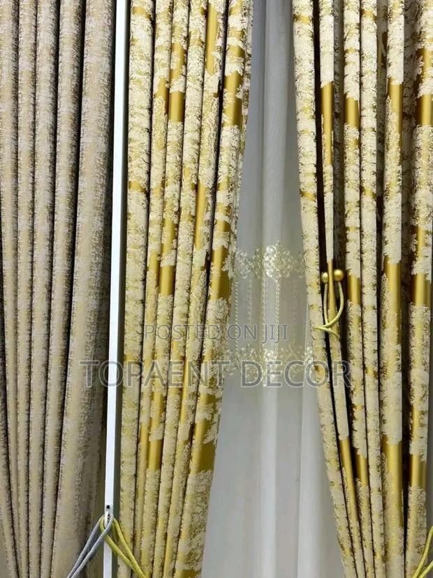 Elegant Looking Window Curtains - main view