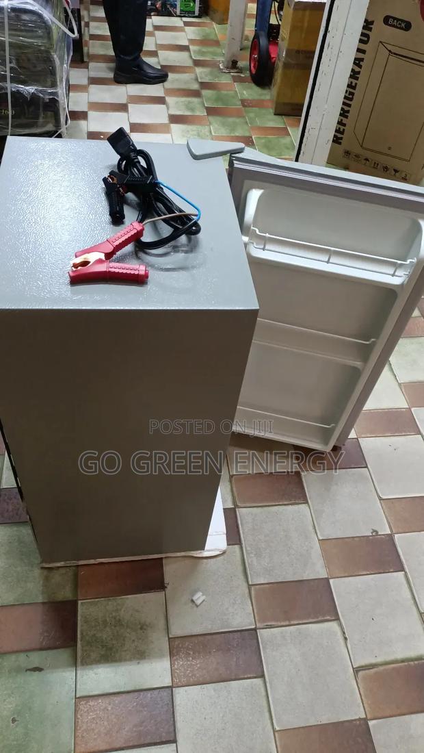 DC Premier Solar Refrigerator - thumbnail 3