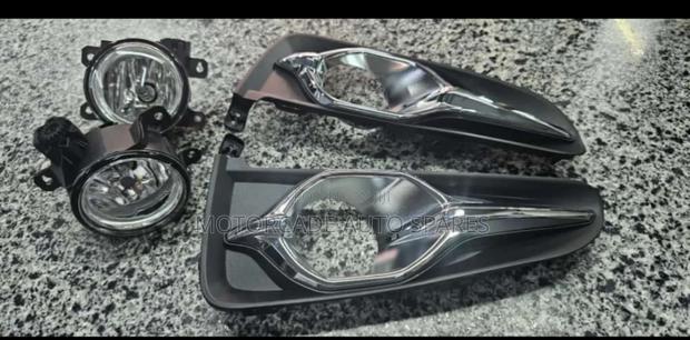 Honda Fit Shuttle 2017 Fog Lights - main view