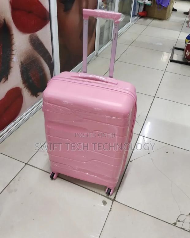 Suitcase ,Travel Stylish Suitcase Medium Size - thumbnail 3