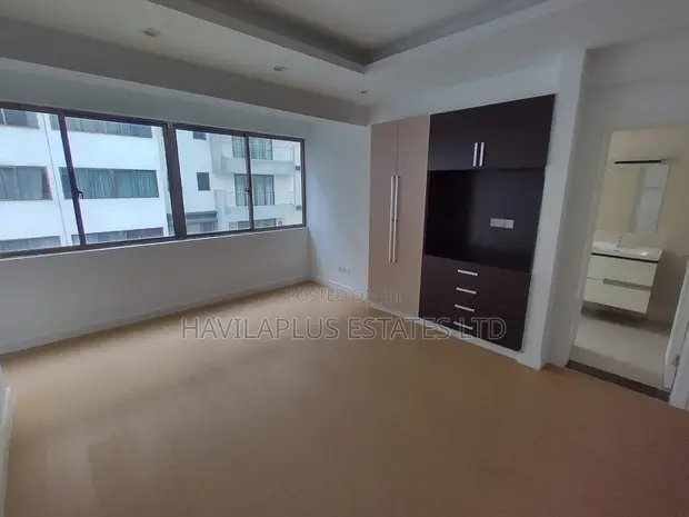 3bdrm Apartment in Valley Arcade for sale