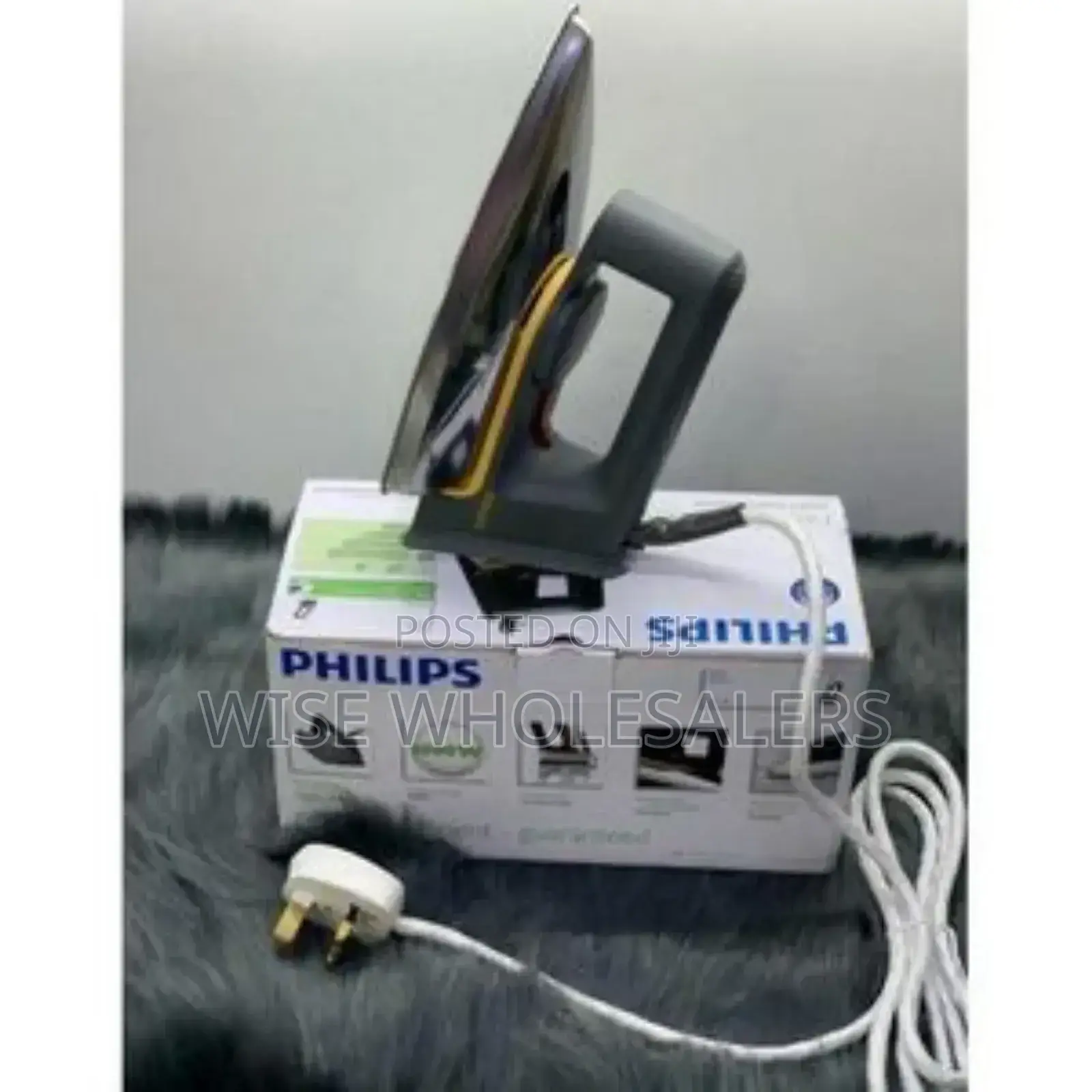 Philips Durable Non-Stick Soul Plate Dry Iron Box* 