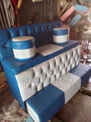 A Pedicures Coach With Two Poofs - thumbnail 2