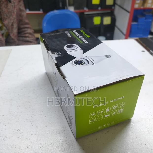 Calus PTZ Surveillance Bulb Camera - thumbnail 3