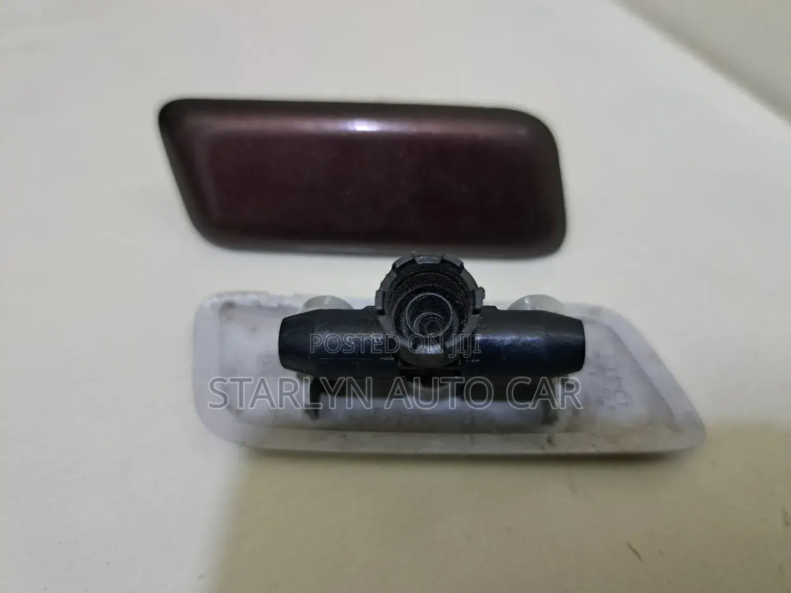 Nozzle Cover Landcruiser V8