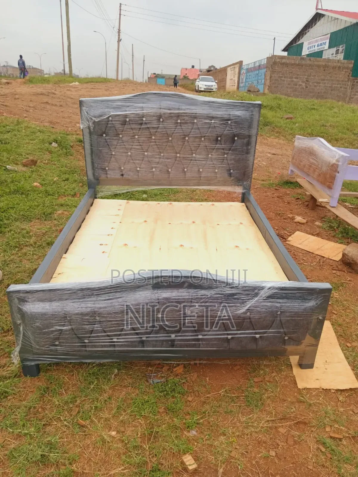 Mountain Mocket Bed