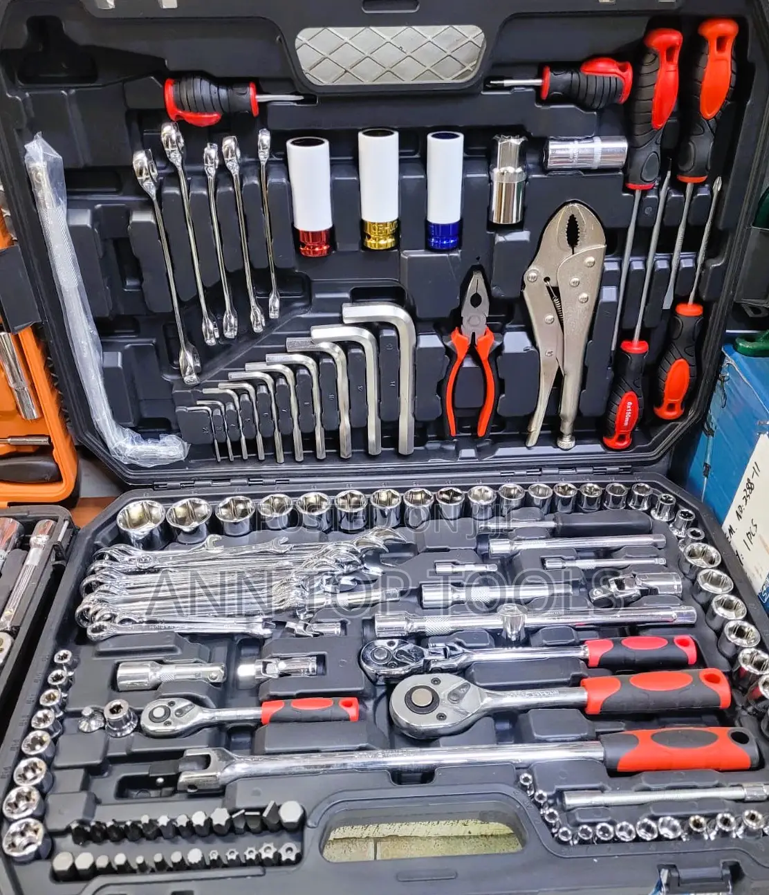 142 Pieces Toolset