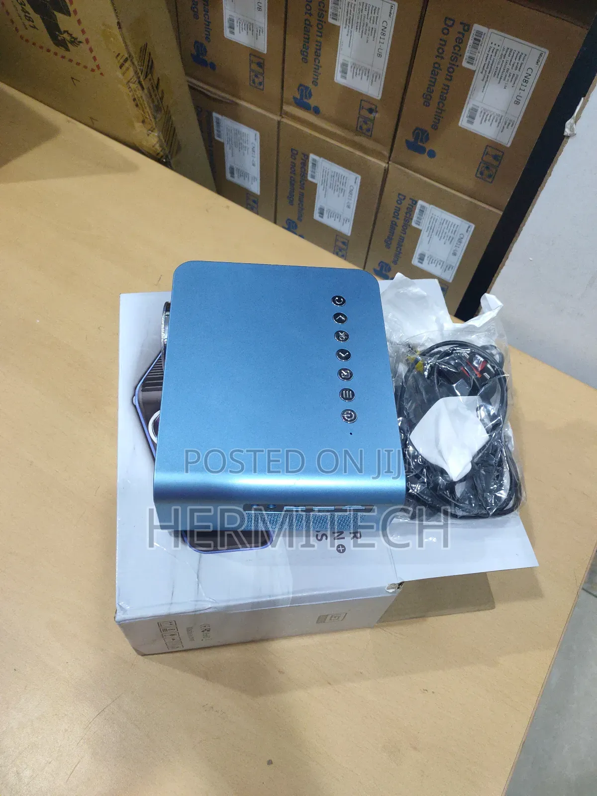 Portable Android Projector Full HD