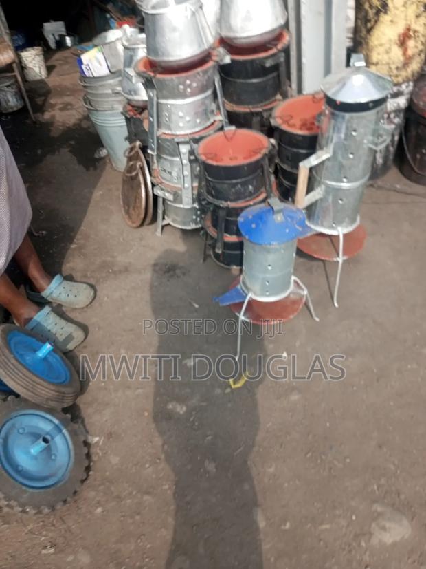 Economic Friendly Chicken Brooder - main view