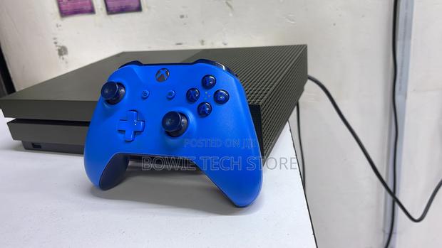 Xbox One S 1tb Ex Uk - thumbnail 2