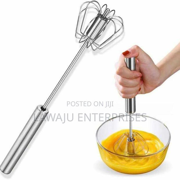 Semi-automatic Rotating Whisk - main view