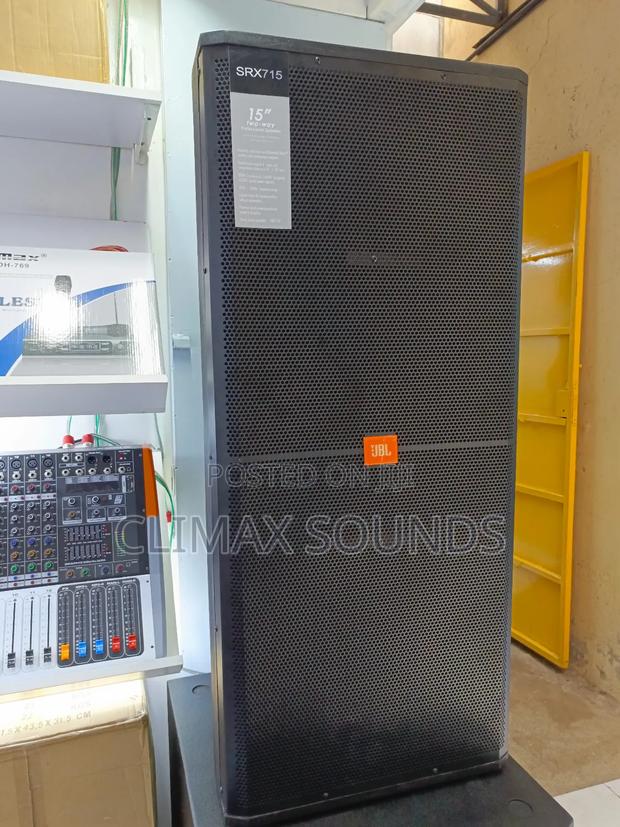 Full Range Speaker JBL SRX725