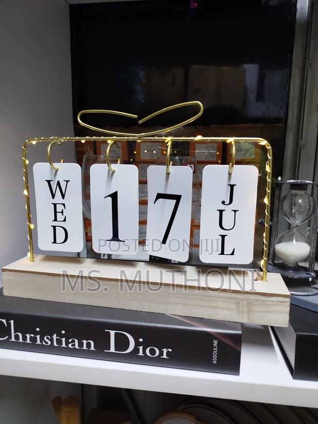 Desktop Flip LED Calendar Available - main view