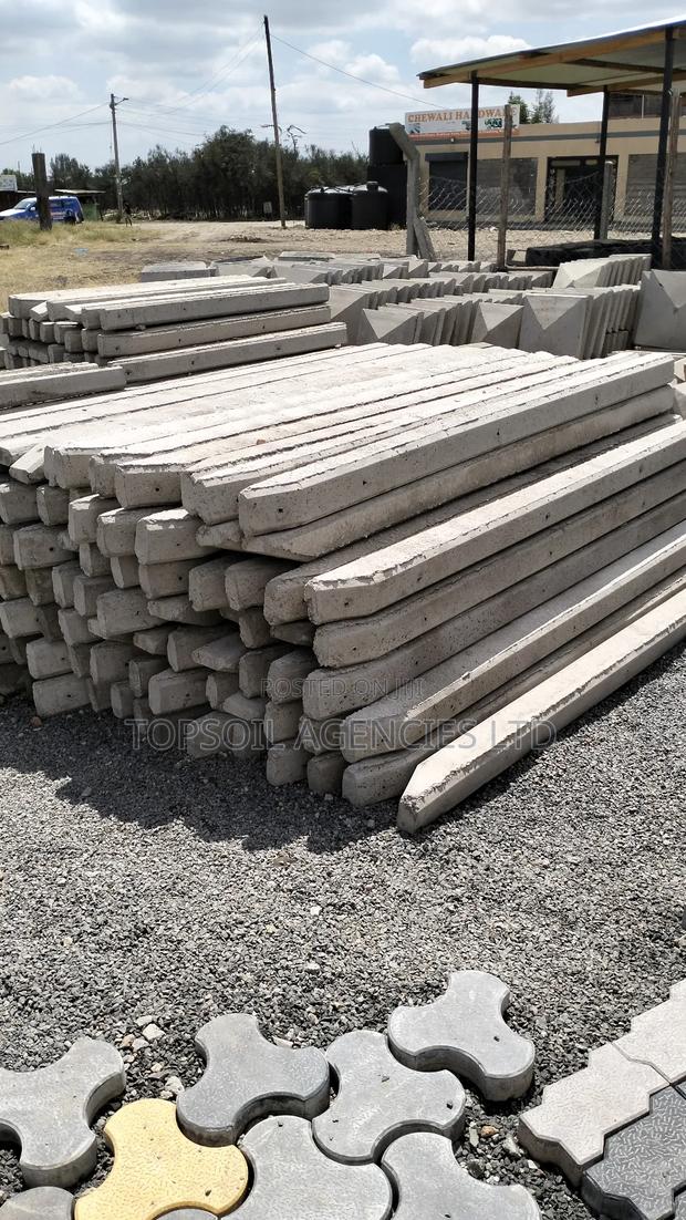 Concrete Post Straight - thumbnail 2