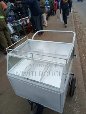 Three Partitions Eggs Smokie Trolley