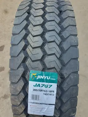 265 /70 R19. 5 JINYU TYRES (Diff)