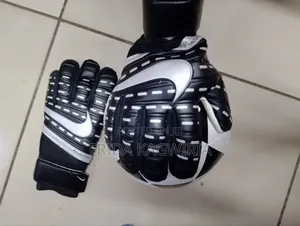 Phantom Elite Goalkeeper Gloves
