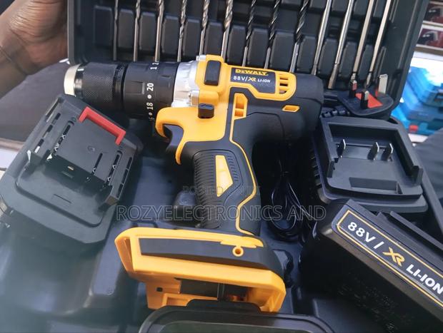 Heavy Duty Dewalt Cordless Drill 88v - main view