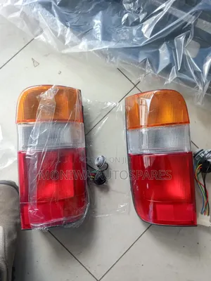 Tail Lamp Toyota Hiace 5l