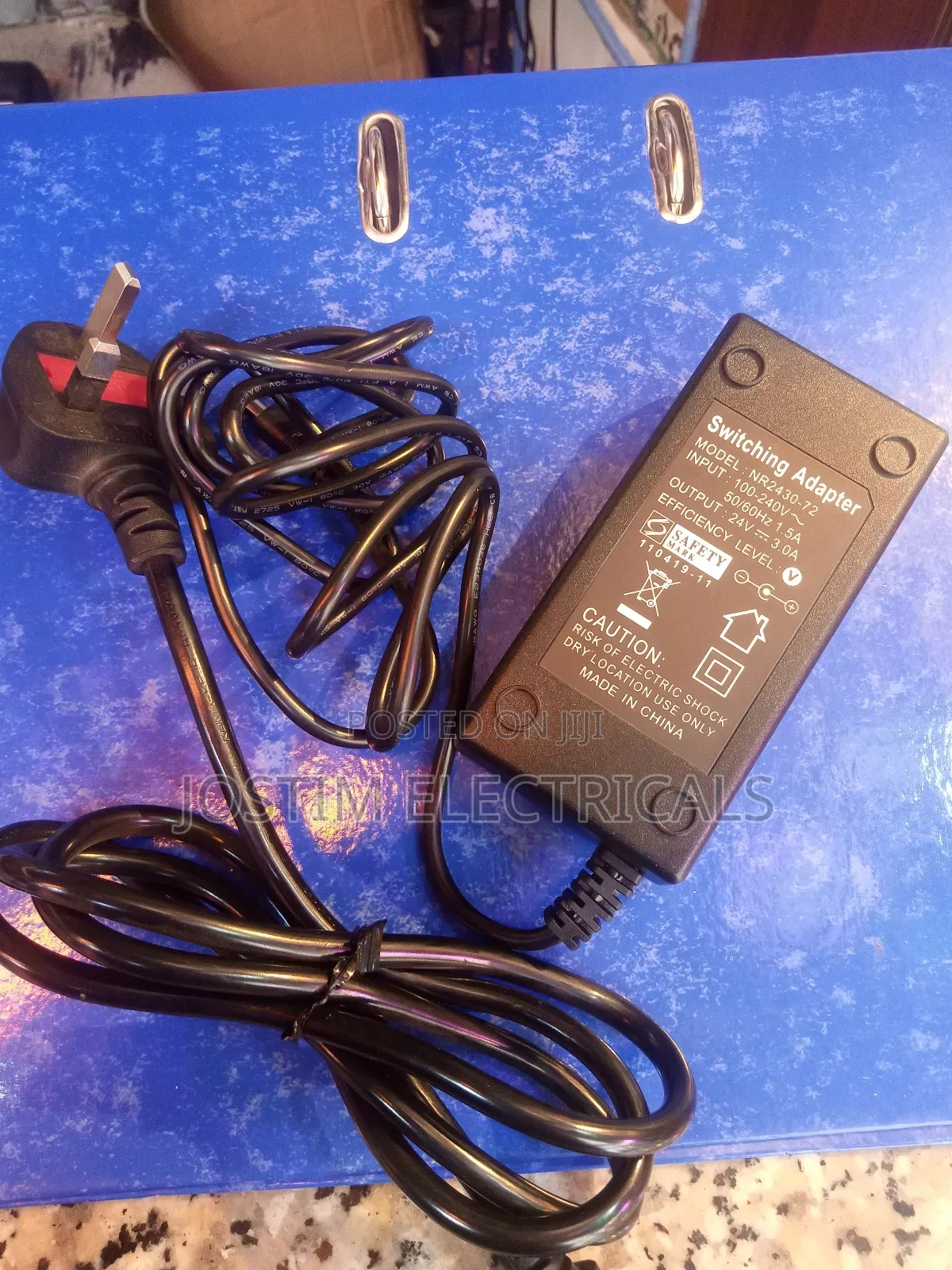 DC Output 24v 3A Power Adaptor