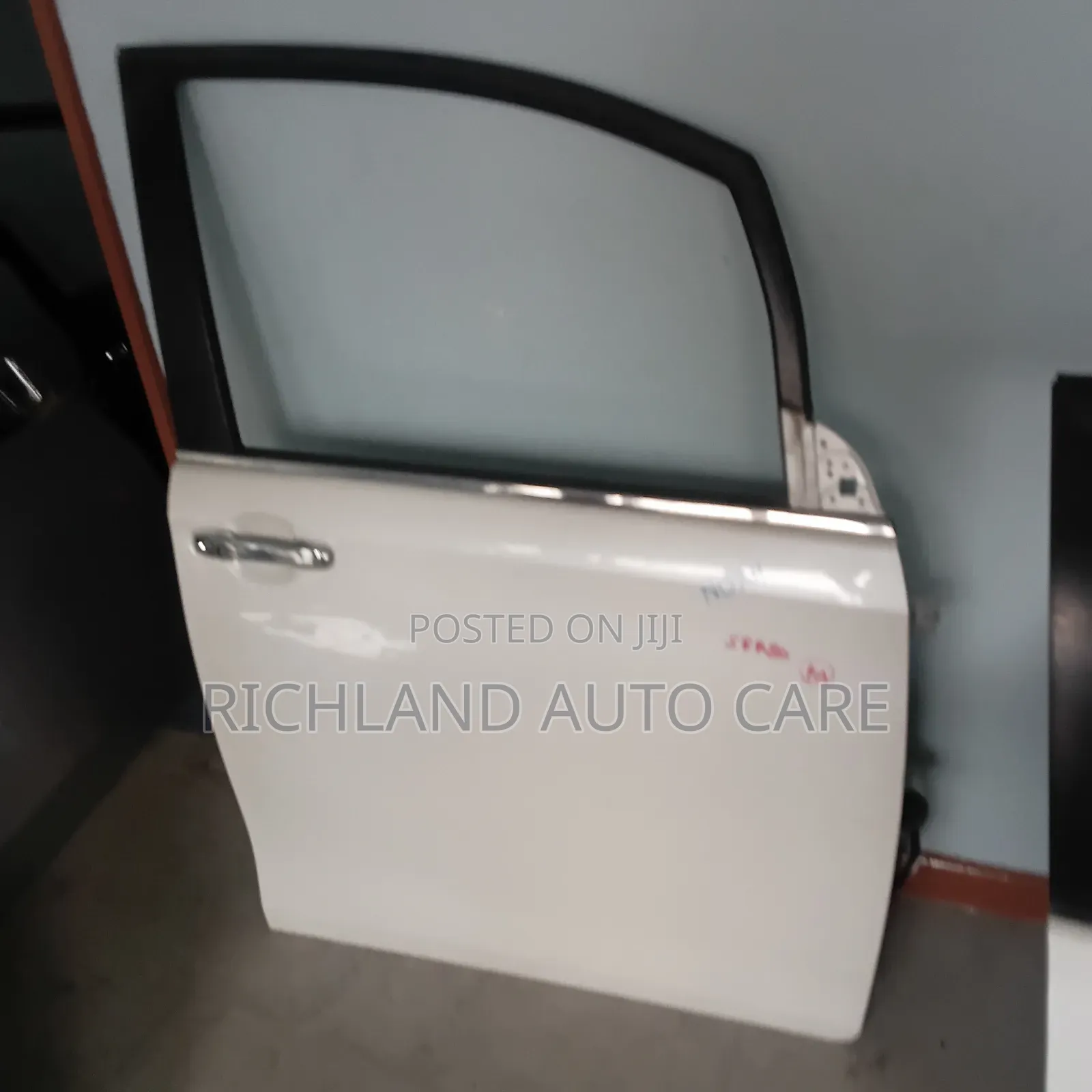 Front Door for Toyota Noah Zrr80