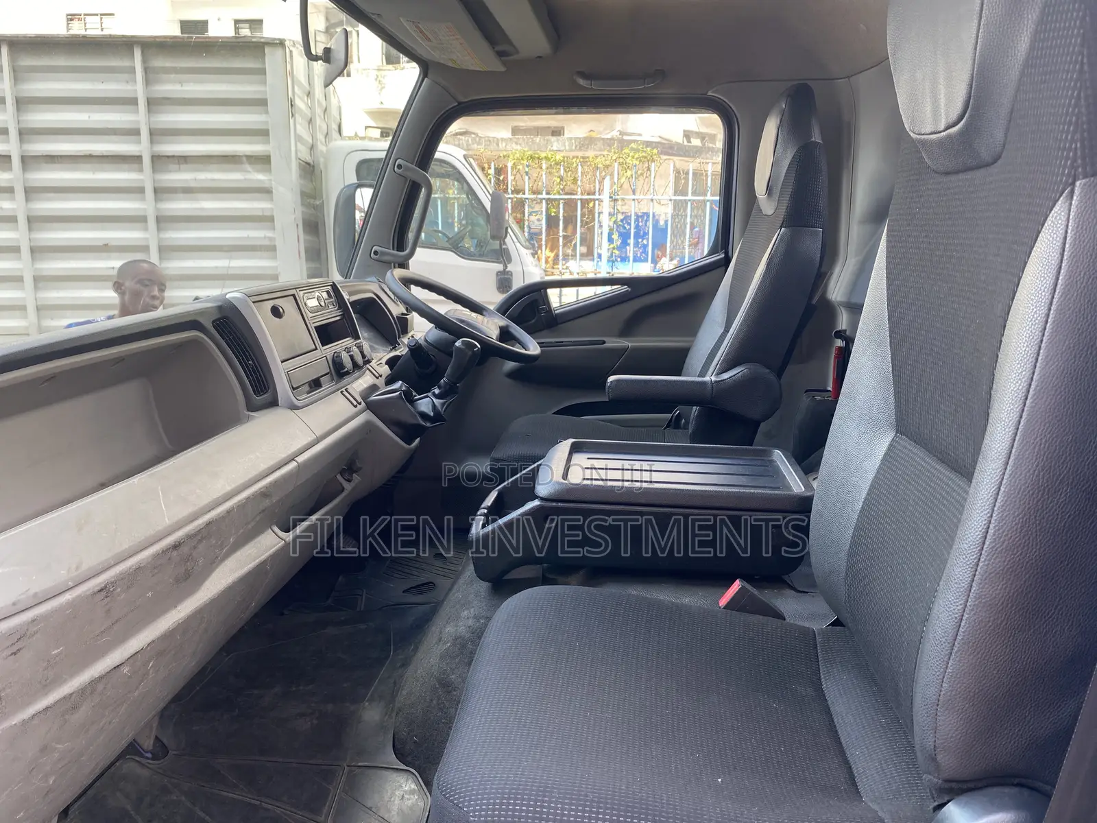 Mitsubishi Canter 6tons 2017 Blue