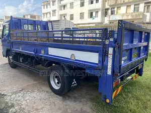 Mitsubishi Canter 6tons 2017 Blue
