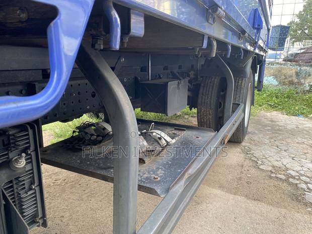Mitsubishi Canter 6tons 2017 Blue - thumbnail 5