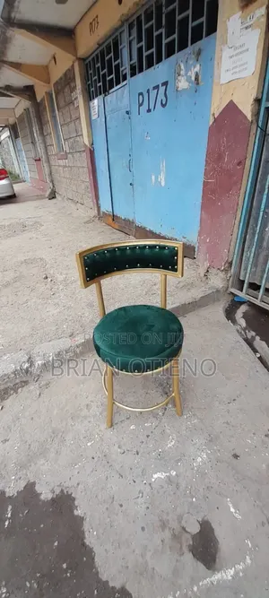 Gold/ Restaurant Seats With Affordable Prices