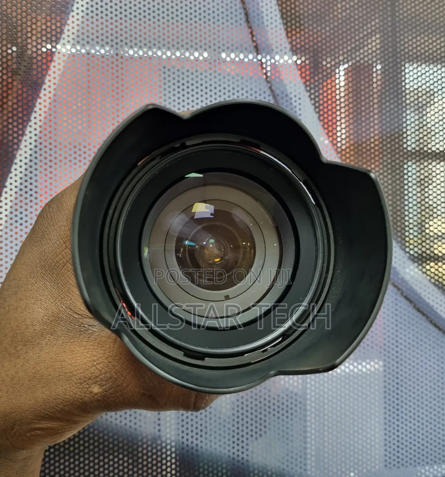 Af-S Nikkor 18-70mm