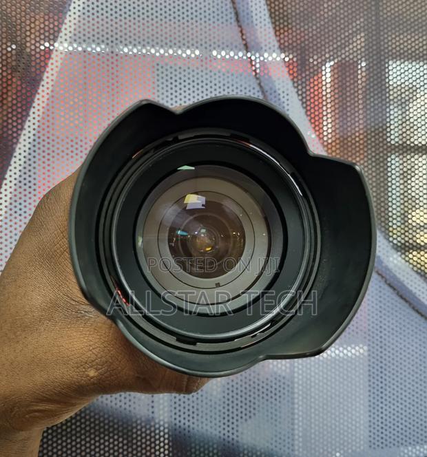 Af-S Nikkor 18-70mm - thumbnail 3