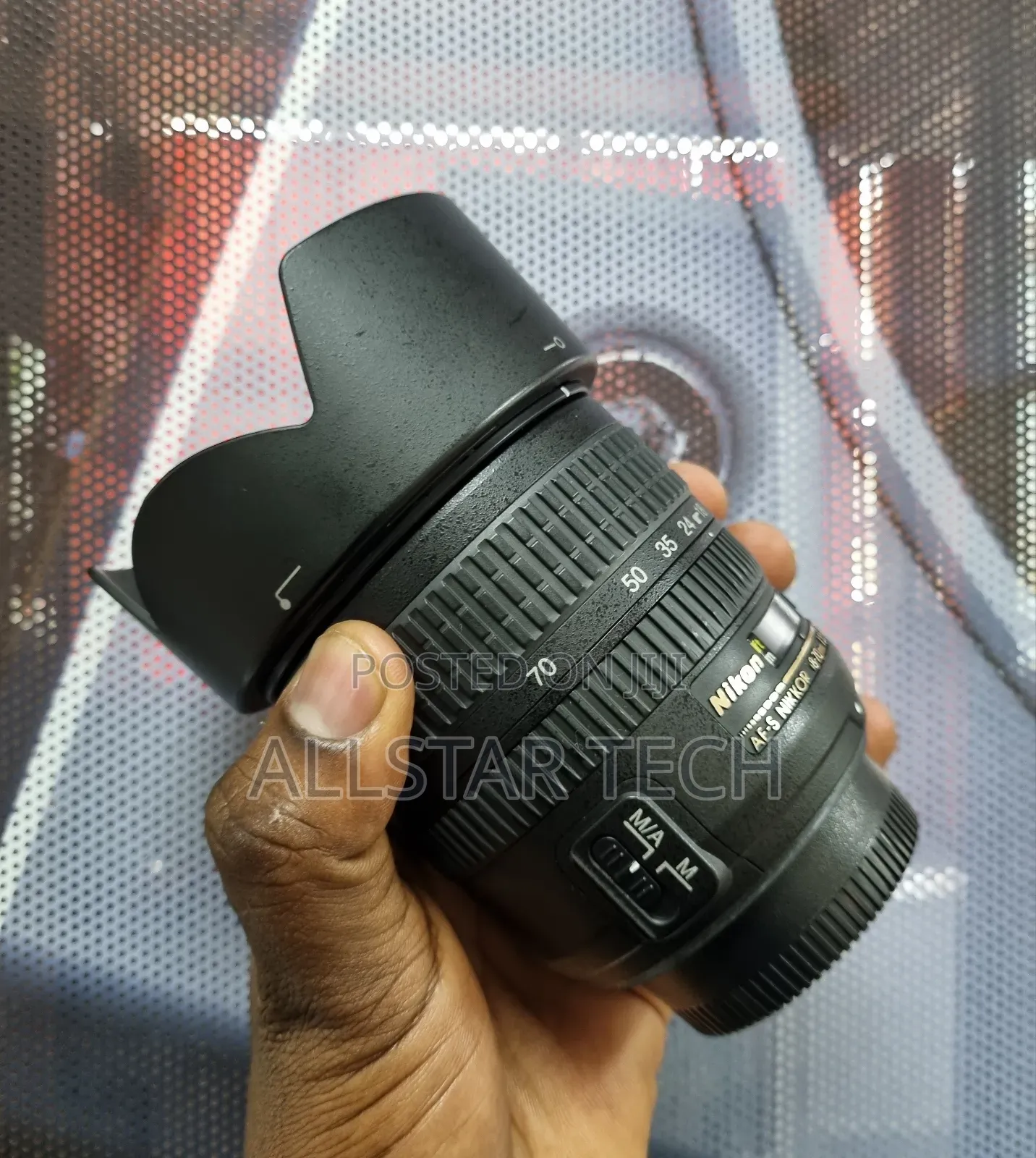 Af-S Nikkor 18-70mm