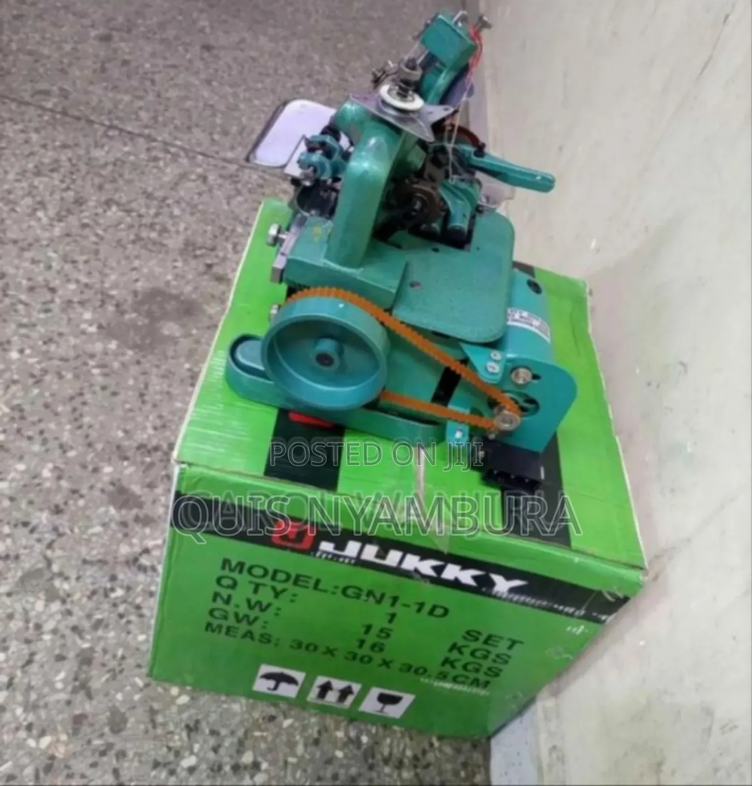 Juky Overlock Machine Sewing Machine
