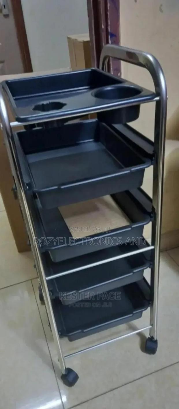 Salon New Trolley - main view