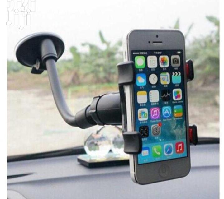 New Windscreen Phone Holder, Free Delivery Within Nrb Town