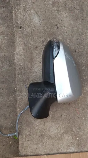 Side Mirror for Toyota Axio 165 With Indicator Right Side