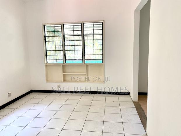 5bdrm Maisonette in Nyali for rent - thumbnail 10
