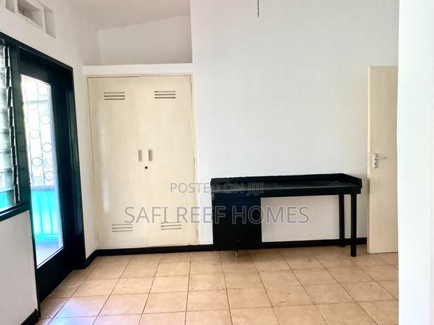 5bdrm Maisonette in Nyali for rent - thumbnail 12