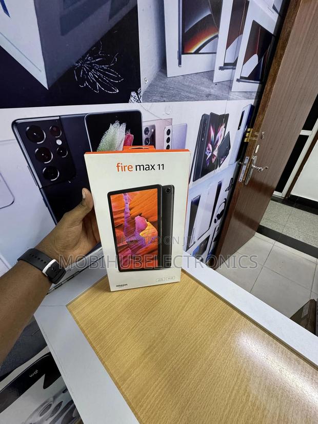 New Amazon Fire Max 11 64 GB Gray - main view