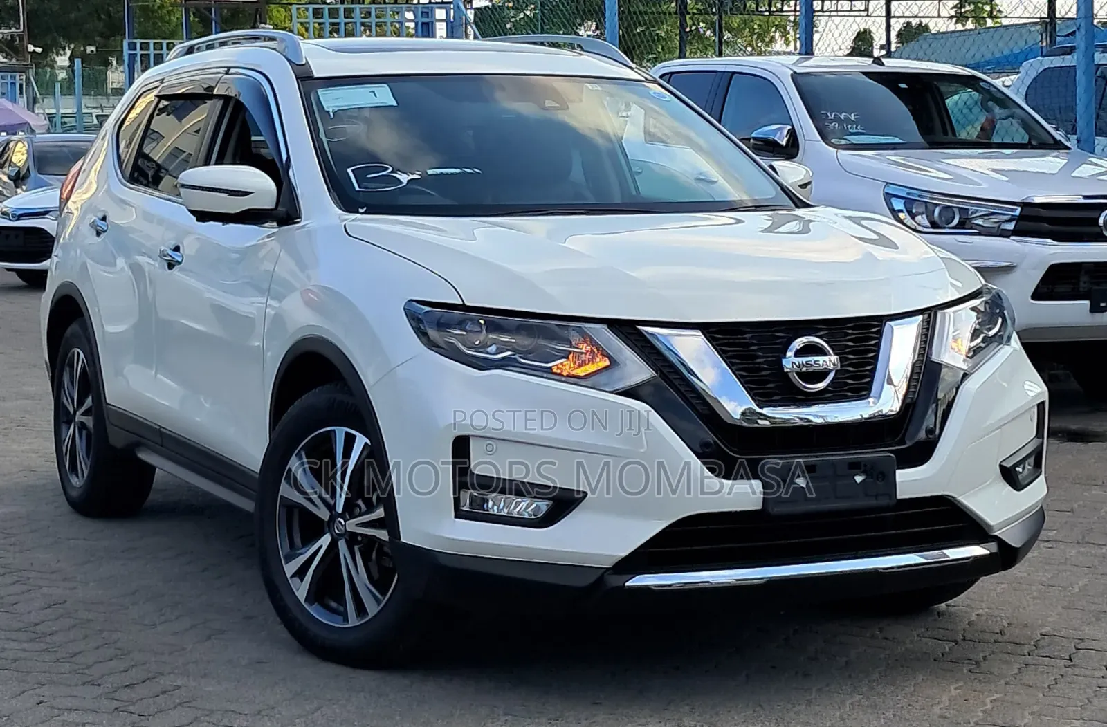Nissan X-Trail 2017 White