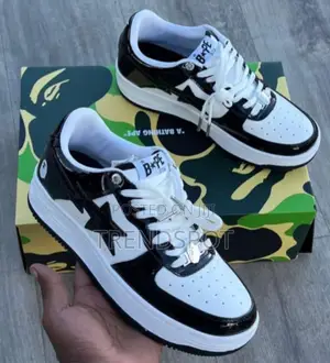 Bapestar Sneakers. Unisex