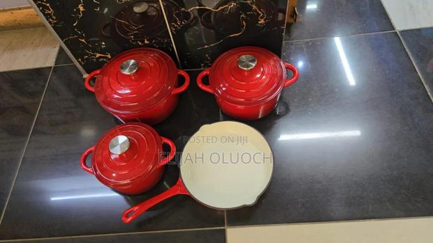 Enamel Cast Iron Cooking Pot - thumbnail 2